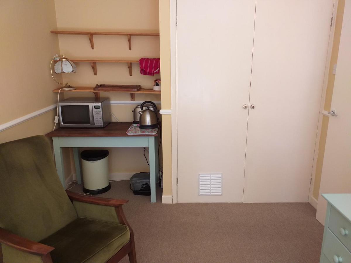 City Centre Double Room With A View, With Parking, Desk & Kitchenette Νόργουιτς Εξωτερικό φωτογραφία